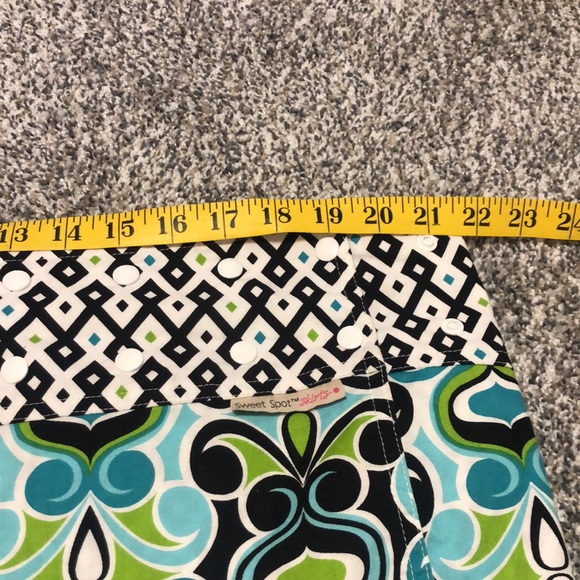 Sweet Spot Skirts.  Reversible adjustable Athletic skirt. Can fit many sizes. - Picture 9 of 9